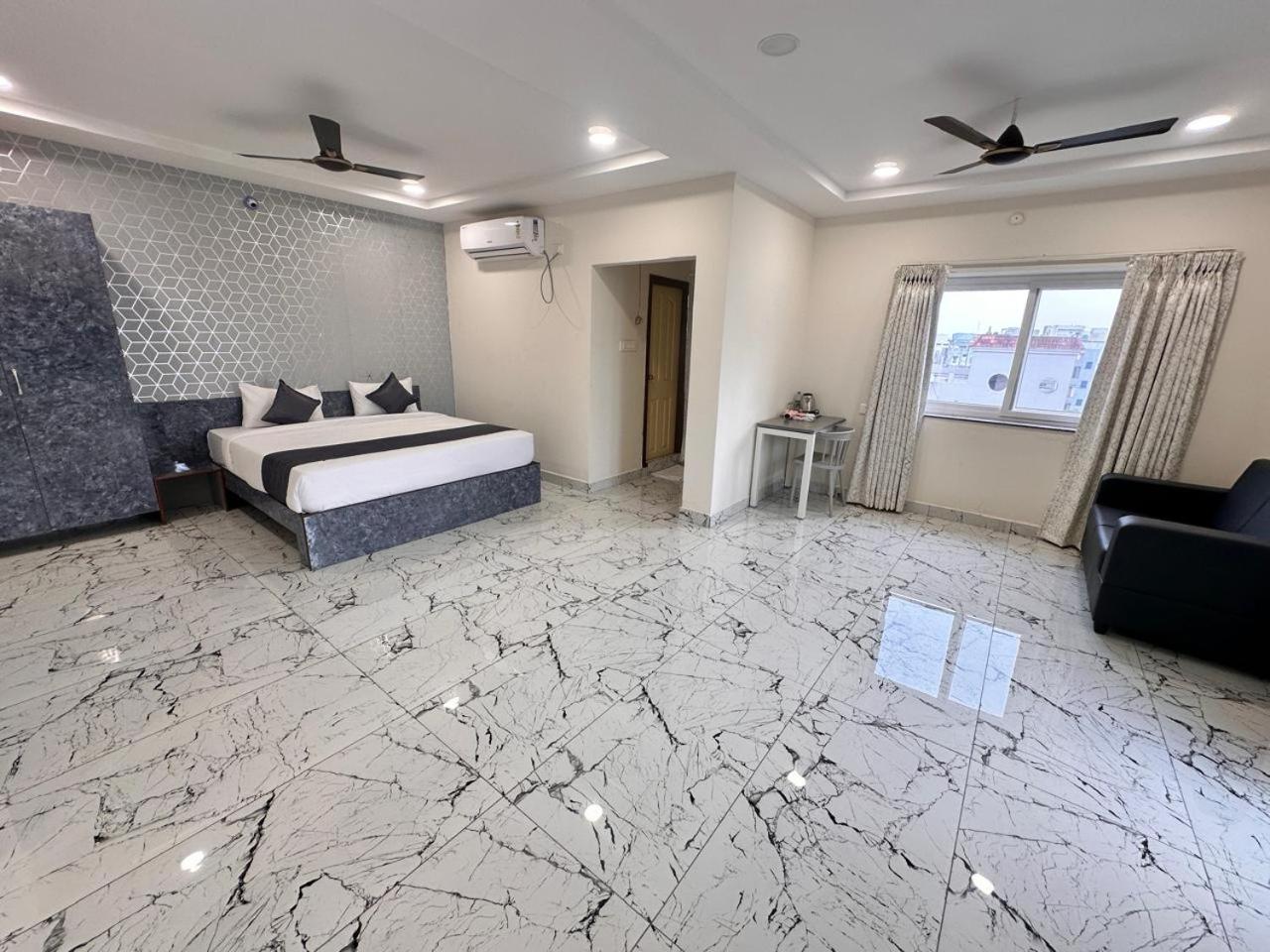 Hotel Aerotel,Hyderabad Shamshabad Exteriör bild