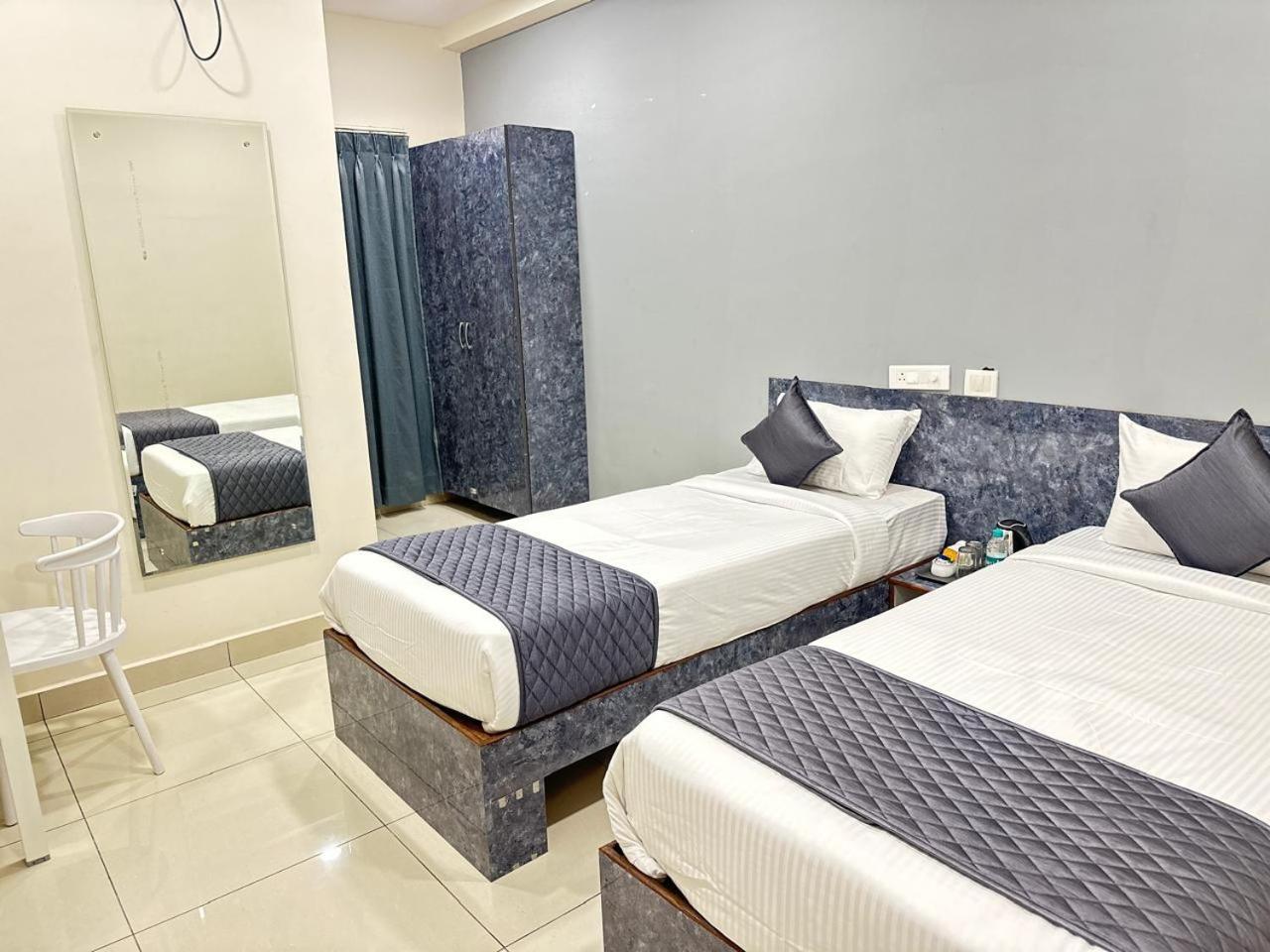 Hotel Aerotel,Hyderabad Shamshabad Exteriör bild